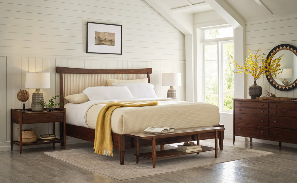 Hudson Valley Spindle Queen Bed by Stickley