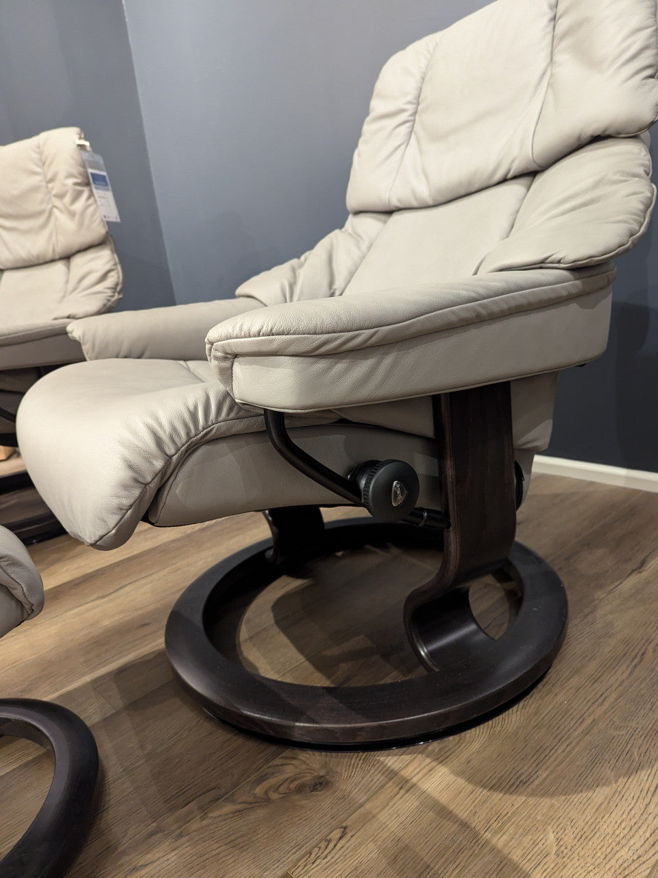 Stressless Reno Medium Classic Base Chair and Ottoman in Paloma Silver Grey