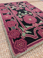 Donegal Rose Obsidian 2x3 Tiger Rug