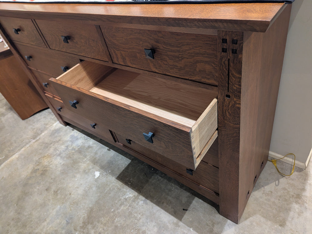Stickley Highlands Master Dresser  - In Stock