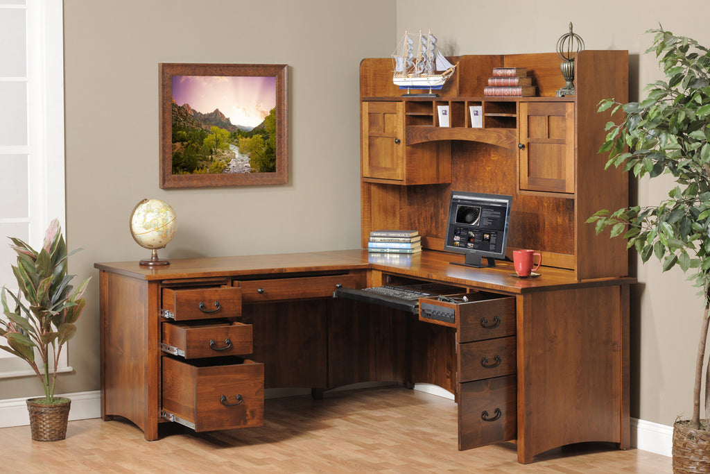 Rivertowne L-Desk and Hutch
