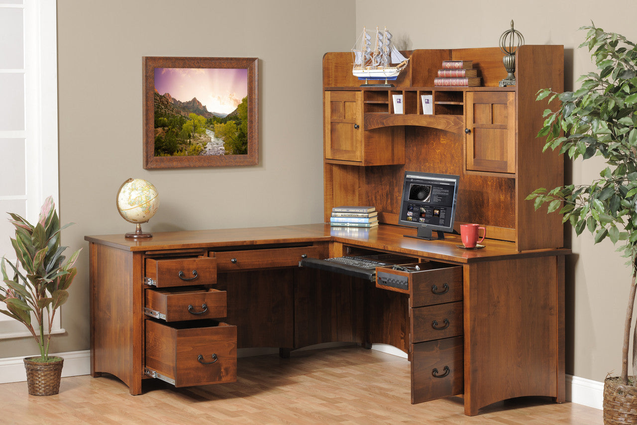 Rivertowne L-Desk and Hutch