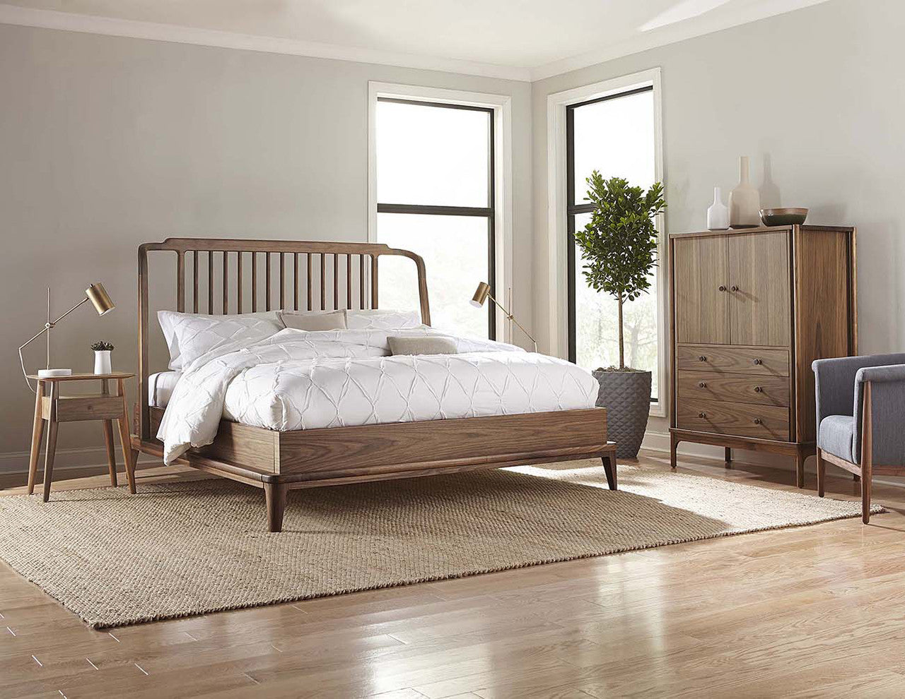 Walnut Grove Spindle Bed
